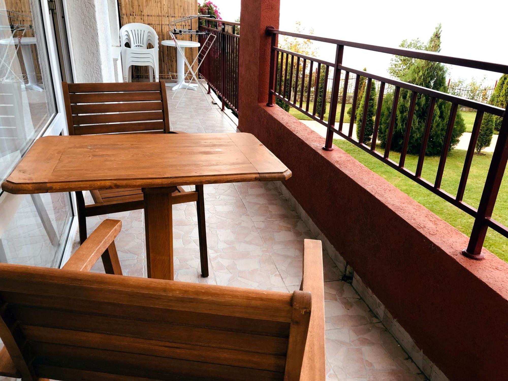 Beautiful Apartment Right By The Sea, Sveti Vlas Exterior foto